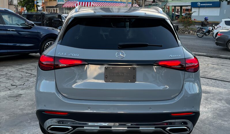 Mercedes-Benz Clase GLC 200 2025 lleno