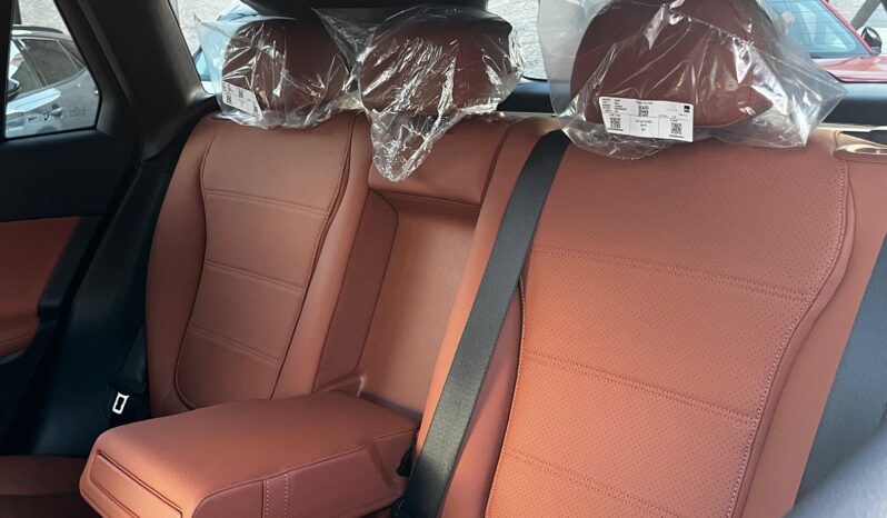 Mercedes-Benz Clase GLC 200 2025 lleno