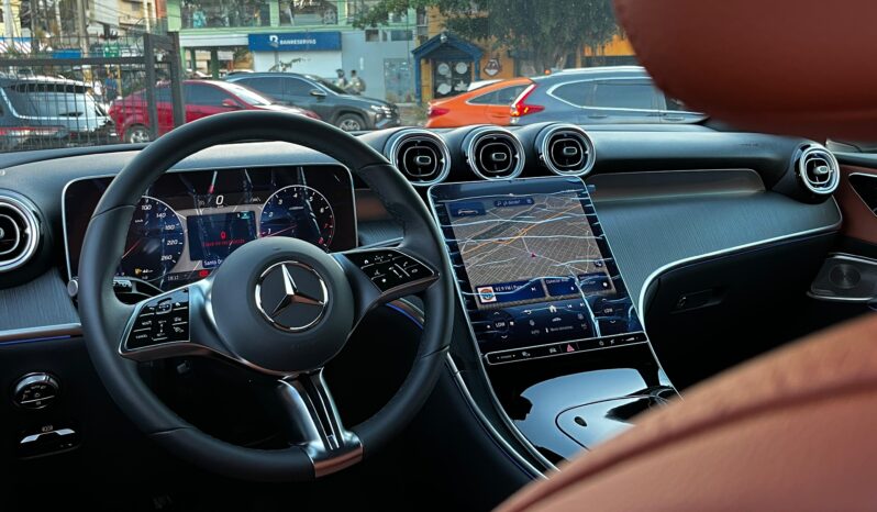 Mercedes-Benz Clase GLC 200 2025 lleno