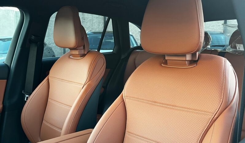 Mercedes-Benz Clase GLC 200 2025 lleno