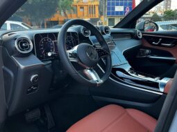 Mercedes-Benz Clase GLC 200 2025 lleno