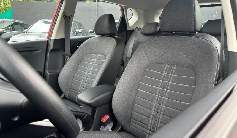 KIA SONET  2026 lleno