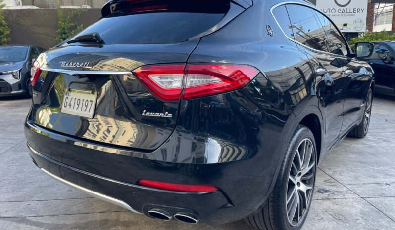MASERATI LEVANTE 2018 lleno