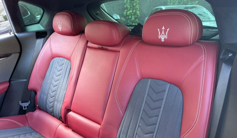 MASERATI LEVANTE 2018 lleno