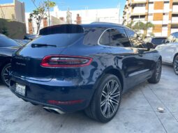 PORSCHE MACAN TURBO 2015
