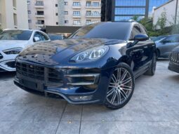 PORSCHE MACAN TURBO 2015