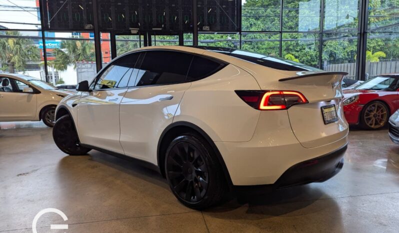 Tesla Model Y Long Range 2024 lleno