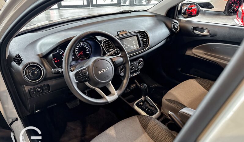 KIA SOLUTO 2026 lleno