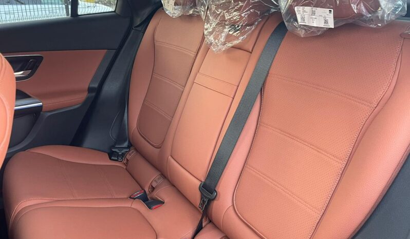 Mercedes-Benz Clase GLC 200 AVANTGARDE 2025 lleno