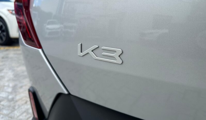 KIA K3 CROSS 2026 lleno