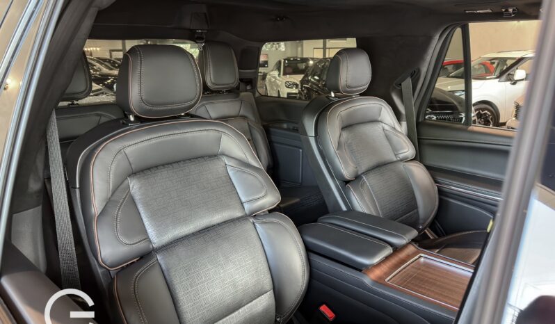 LINCOLN NAVIGATOR BLACK LABEL 2026 lleno