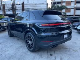 PORSCHE CAYENNE 2025