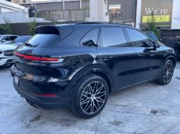 PORSCHE CAYENNE 2025