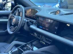 PORSCHE CAYENNE 2025 lleno