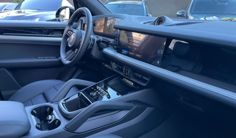 PORSCHE CAYENNE 2025 lleno