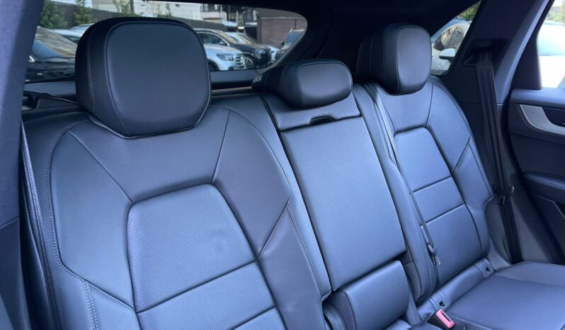 PORSCHE CAYENNE 2025 lleno