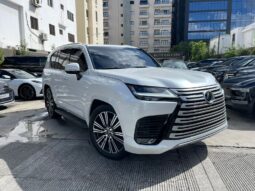 LEXUS LX 600 LUXURY 2024