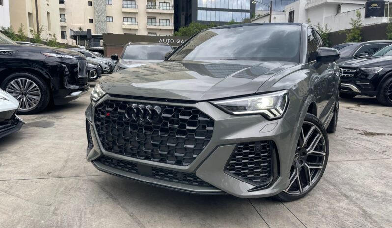 AUDI Q3 RS 2023 lleno