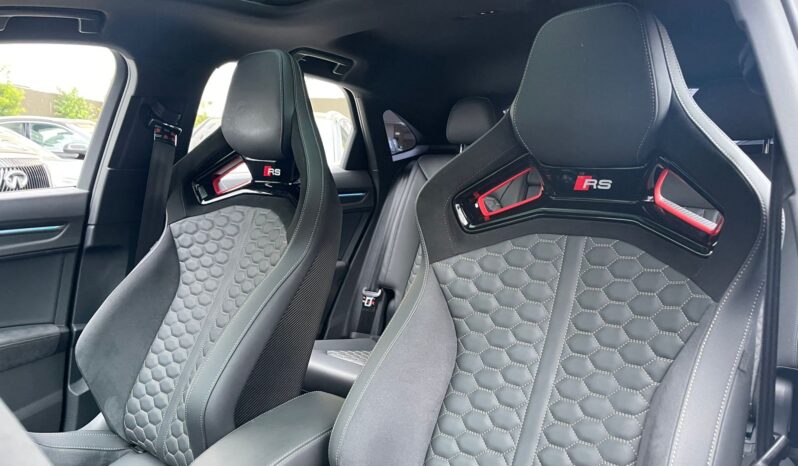 AUDI Q3 RS 2023 lleno