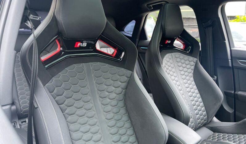 AUDI Q3 RS 2023 lleno
