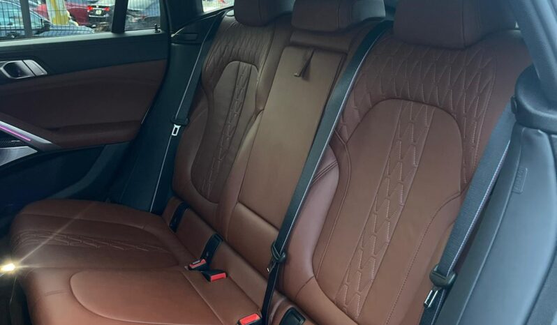 BMW X6 M50I 2022 lleno
