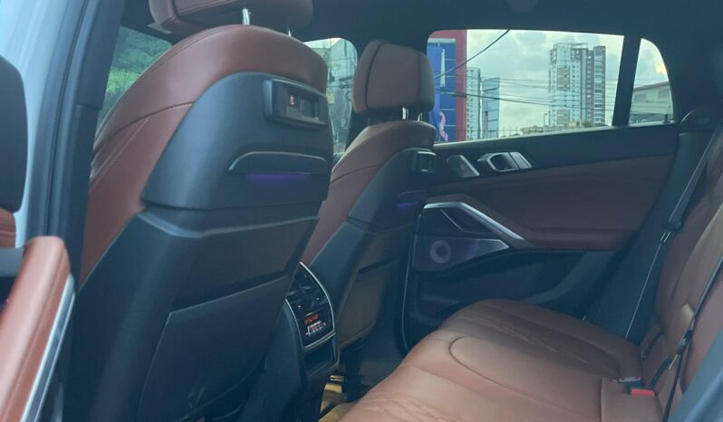 BMW X6 M50I 2022 lleno