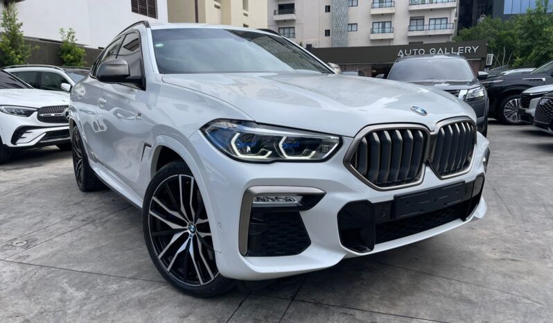 BMW X6 M50I 2022 lleno