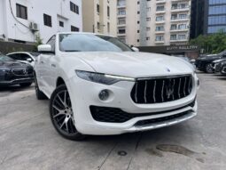 MASERATI LEVANTE 2017