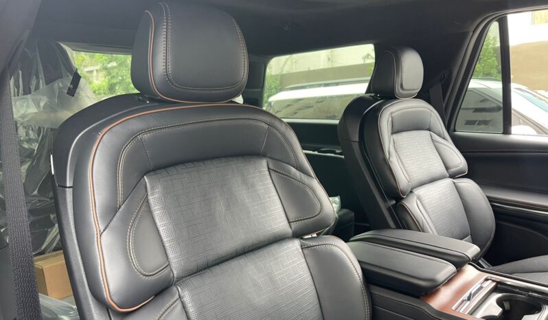 LINCOLN NAVIGATOR BLACK LABEL 2025 lleno