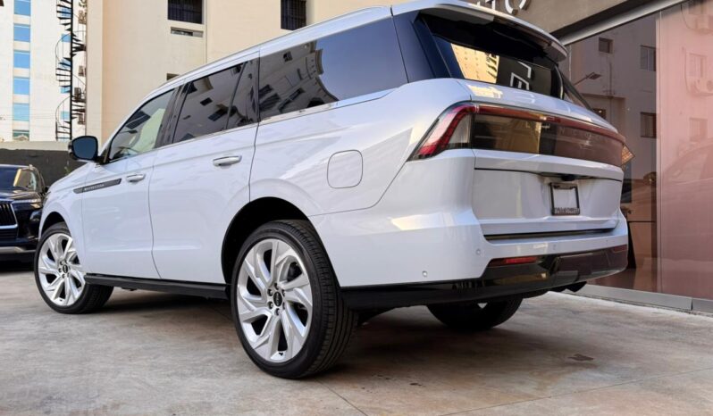 LINCOLN NAVIGATOR BLACK LABEL 2025 lleno