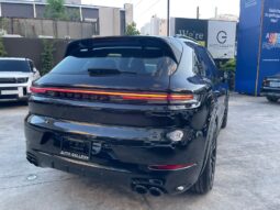 PORSCHE CAYENNE GTS 2025