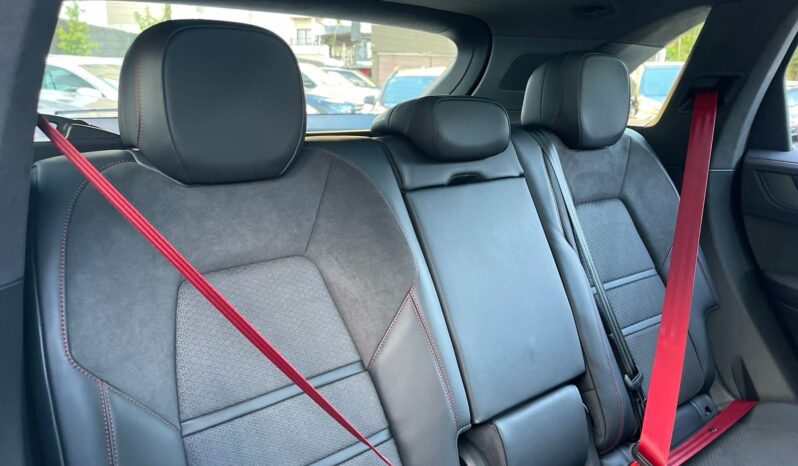 PORSCHE CAYENNE GTS 2025 lleno