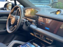 PORSCHE CAYENNE GTS 2025 lleno