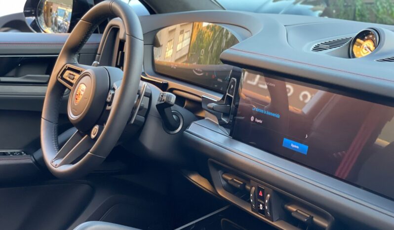 PORSCHE CAYENNE GTS 2025 lleno