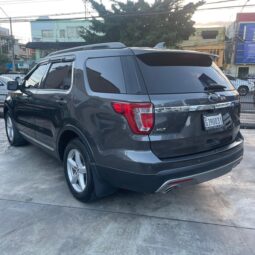FORD EXPLORER XLT 2017