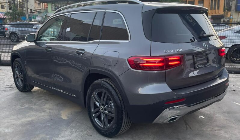 MERCEDES-BENZ CLASE GLB 200 PROGRESSIVE 2026 lleno