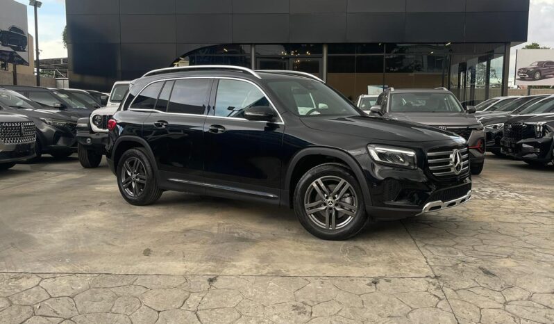 MERCEDES-BENZ CLASE GLB 200 PROGRESSIVE 2026 lleno