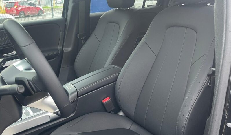 MERCEDES-BENZ CLASE GLB 200 PROGRESSIVE 2026 lleno