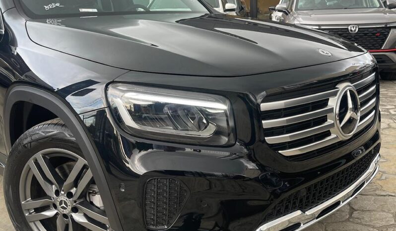 MERCEDES-BENZ CLASE GLB 200 PROGRESSIVE 2026 lleno