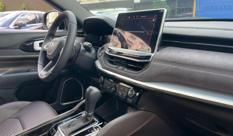 Jeep Comander Overland 2024 lleno