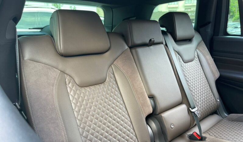 Jeep Comander Overland 2024 lleno