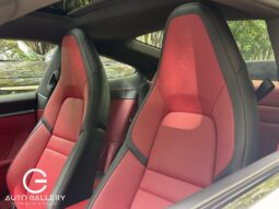 PORSCHE 911 CARRERA 2025 lleno