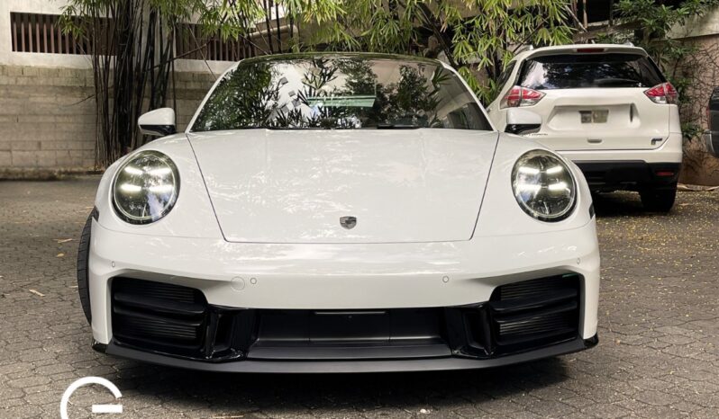 PORSCHE 911 CARRERA 2025 lleno
