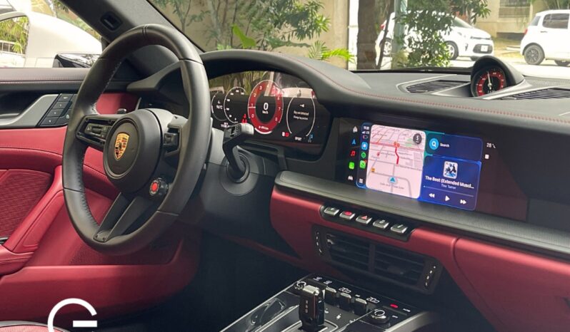 PORSCHE 911 CARRERA 2025 lleno