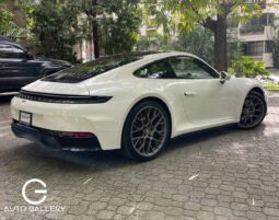 PORSCHE 911 CARRERA 2025 lleno