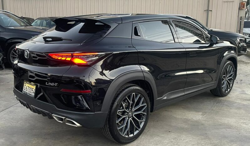 Changan UNI-T 2024 lleno
