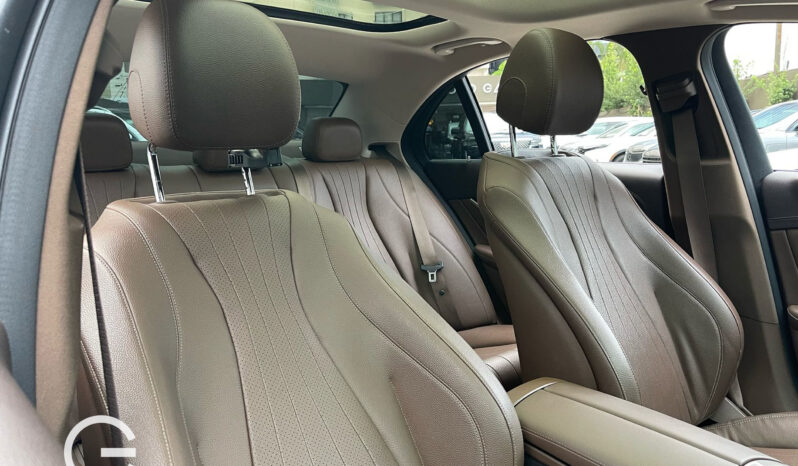 MERCEDES-BENZ CLASE E300 2017 lleno