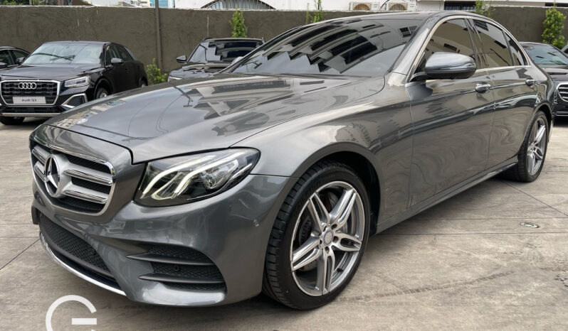 MERCEDES-BENZ CLASE E300 2017 lleno