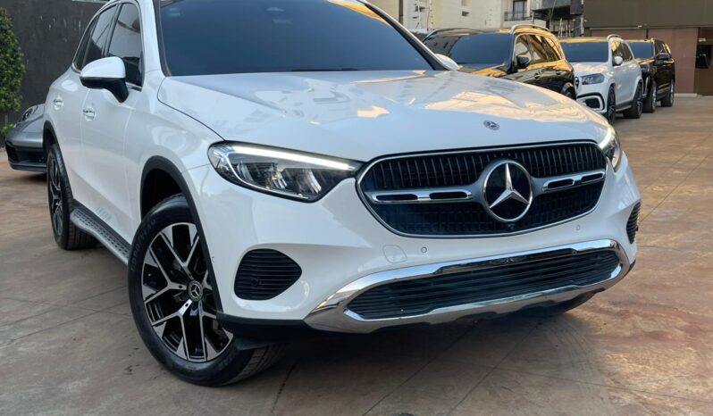 Mercedes-Benz Clase GLC 200 2025. lleno