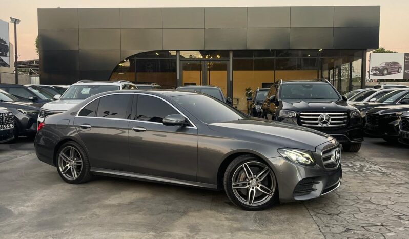 MERCEDES BENZ E300 2017 lleno